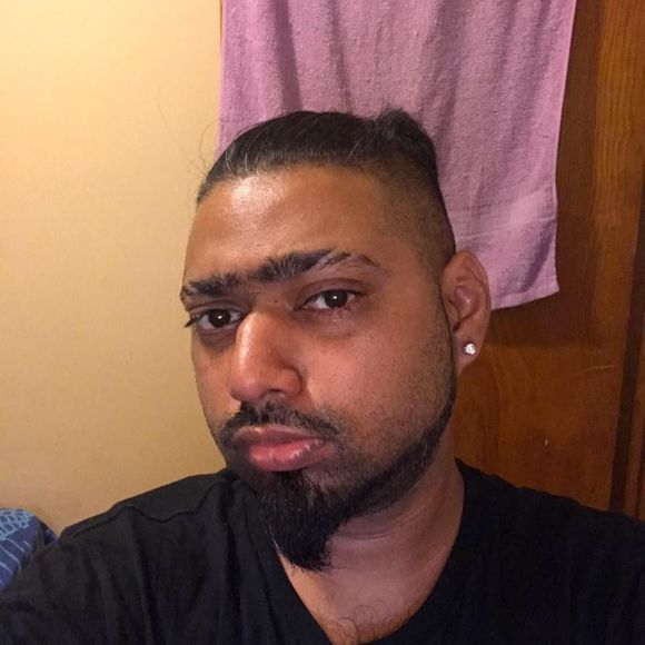 Meet your Posher, Shiv - Picture 1 of 1